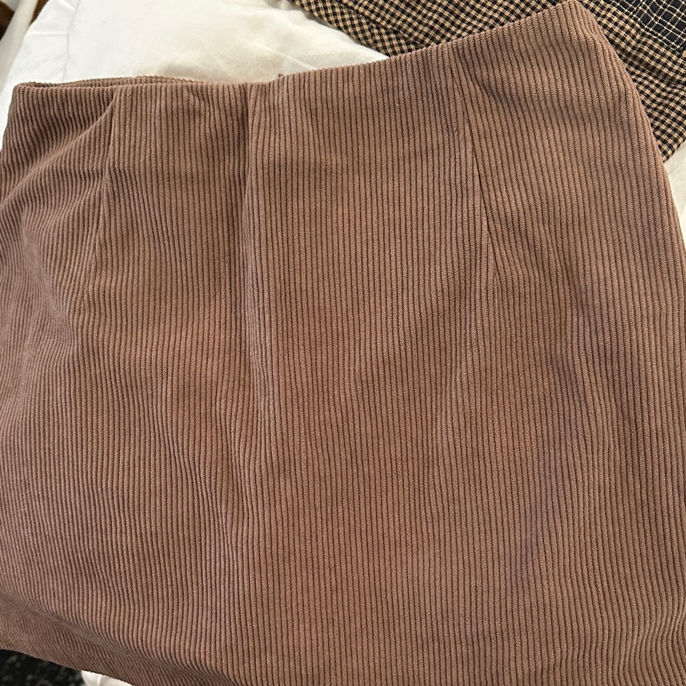 HALARA Brown Corduroy Pencil Skirt